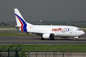 Swiftair_-_Boeing_737-301(SF)